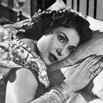 Late famous Egyptian dancer and actress Tahiia Karaoka in one of her most popular movies �Shabab Emraa� (Youth of a Woman)